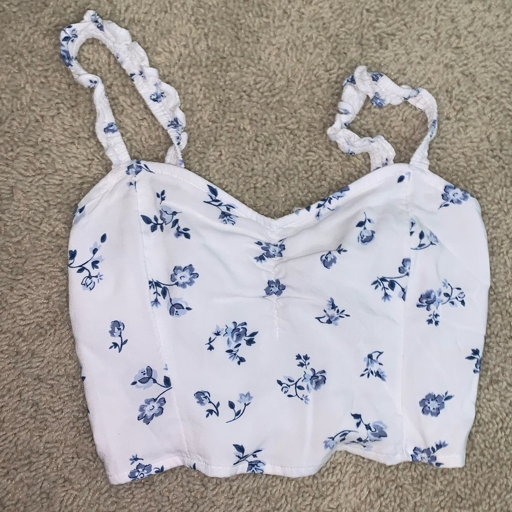 White And Blue Floral Hollister Crop Top Sweetheart Neckline